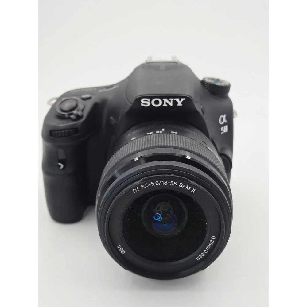 Sony Alpha A58 DSLR Digital Camera 20.1MP- 18-55mm Lens Vivitar Flash WORKS-READ